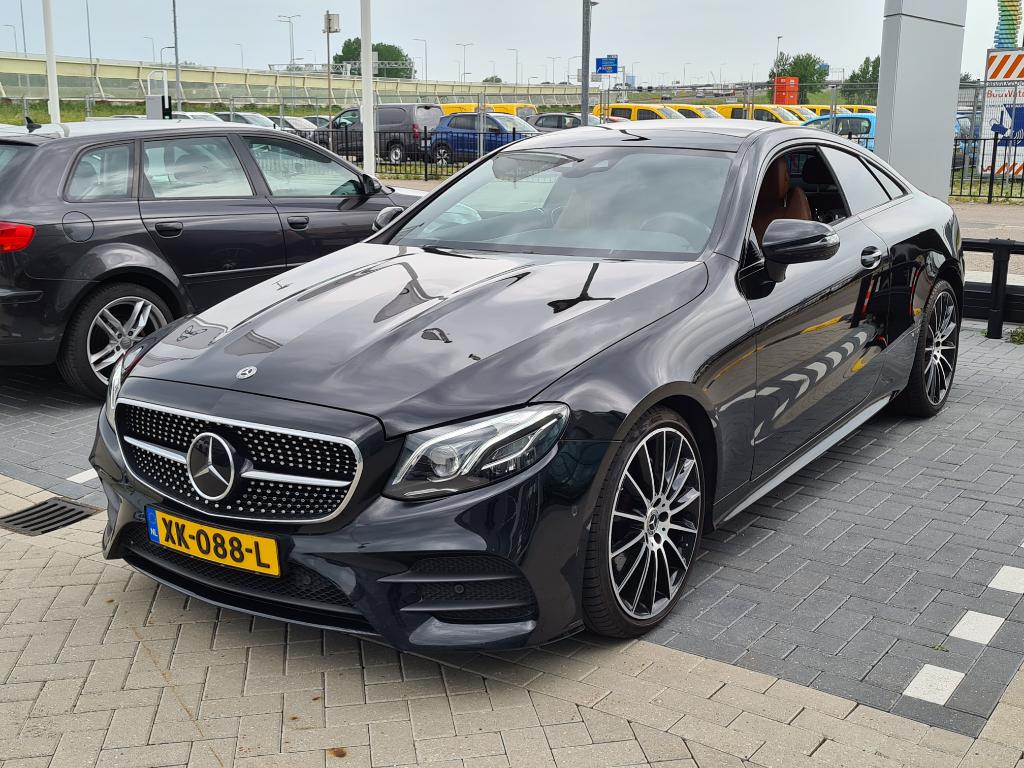 Mercedes-Benz E-KLASSE COUPE 200 Premium